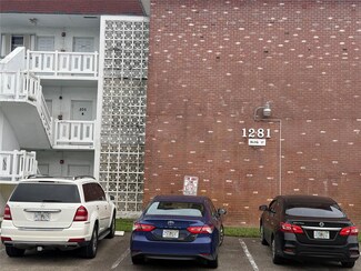 1281 NW 43rd Ave Unit 204, Lauderhill, FL 33313