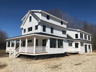 1352 State Rd, Eliot, ME 03903