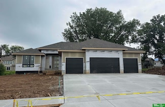 11011 S 98th St, Papillion, NE 68046