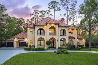 691 Flintdale Rd, Houston, TX 77024