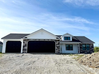 2403 Chandler Way, Auburn, IN 46706
