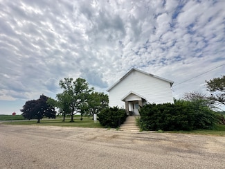 21027 Prairie Chapel Rd, Farmer City, IL 61842