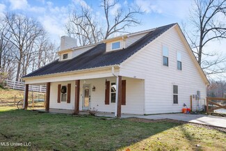 1475 Thunderbird Dr N, Hernando, MS 38632