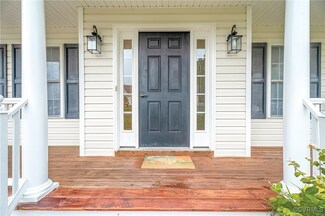 9530 Dunroming Rd, Chesterfield, VA 23832