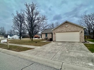 6 Pinewood Ct, Greencastle, IN 46135