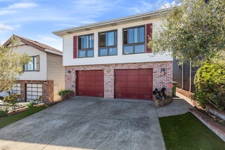 944 Gellert Blvd, Daly City, CA 94015