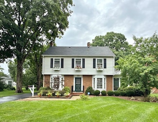 1875 Sherwood Dr SW, Beloit, WI 53511