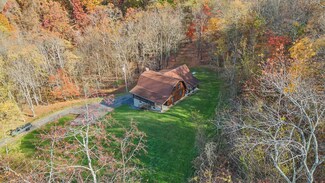 92 Urquhart Rd, Scenery Hill, PA 15360