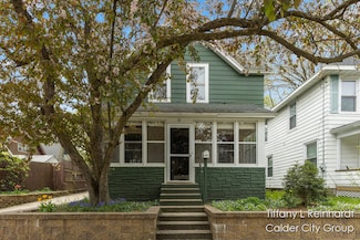 51 Fitzhugh Ave SE, Grand Rapids, MI 49506