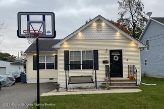 348 Gulden St, Keyport, NJ 07735