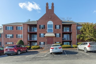 8 Louisburg Square Unit 1, Nashua, NH 03060