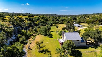 1763 Nixon Creek Rd, Fredericksburg, TX 78624