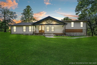9922 E 156th St N, Collinsville, OK 74021