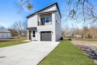 408 Grayson St, Leonard, TX 75452