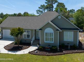 4147 Preston Place SE, Southport, NC 28461