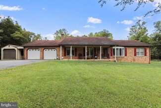 314 Ashton Dr, Falling Waters, WV 25419