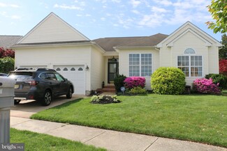 93 Shelly St, Sicklerville, NJ 08081