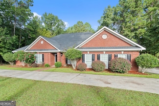 211 Greystone Dr, Milledgeville, GA 31061