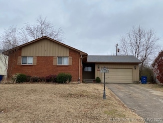 5920 E 28th St, Tulsa, OK 74114