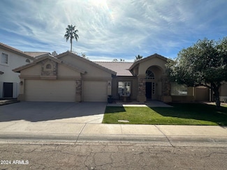 2301 E Beachcomber Dr, Gilbert, AZ 85234