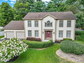 1008 di Bella Dr, Schenectady, NY 12303