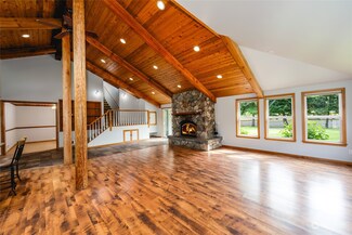 1785 Douglas Rd, Friday Harbor, WA 98250