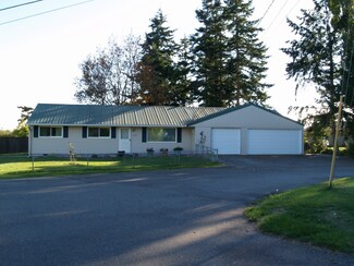 839 Walker Ave, Oak Harbor, WA 98277