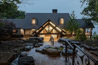 721 Three Point Rd, Muscle Shoals, AL 35661