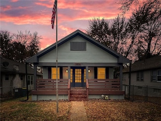 1806 S Evanston Ave, Independence, MO 64052