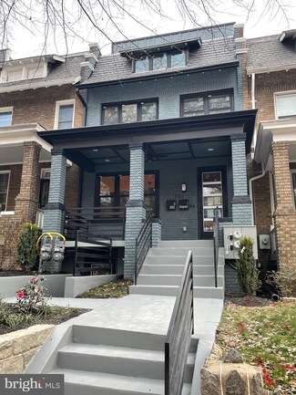756 Princeton Place NW Unit 2, Washington, DC 20010