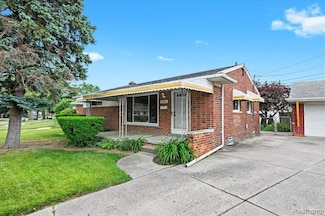 24845 Petersburg Ave, Eastpointe, MI 48021