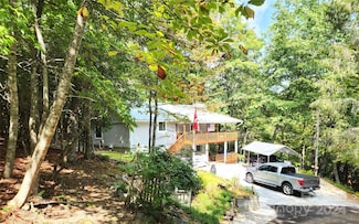108 Easy St, Cedar Mountain, NC 28718