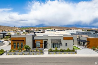 1450 W Torrey Pines Rd, Hurricane, UT 84737