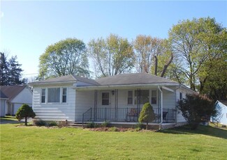 5042 Huckleberry Rd, Orefield, PA 18069