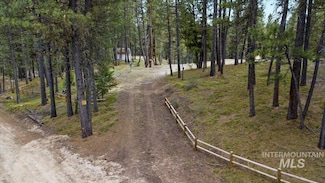 8 S Meadow Creek Dr, Idaho City, ID 83631