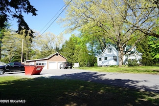 31 & 33 Thomas Ave, Hudson Falls, NY 12839
