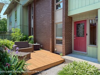 515 N Putnam St Unit B, Williamston, MI 48895
