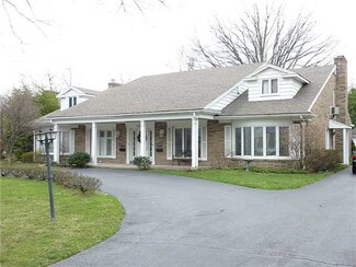 3783 Hillandale Rd Unit 2, Ottawa Hills, OH 43606
