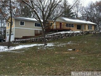 1645 Valentine Ave, Arden Hills, MN 55112