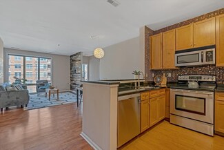 24 Avenue at Port Imperial Unit 310, West New York, NJ 07093