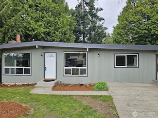16738 2nd Ave NE, Shoreline, WA 98155