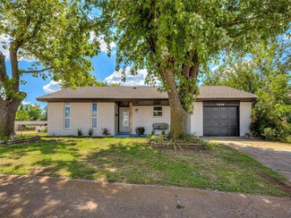 1424 Kingston Rd, Norman, OK 73071