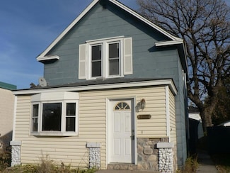 4422 Bryant Ave N, Minneapolis, MN 55412