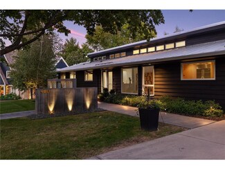 4813 W Sunnyslope Rd, Edina, MN 55424