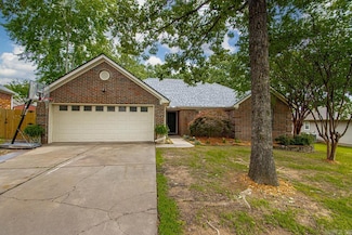 46 Ouachita Dr, Maumelle, AR 72113
