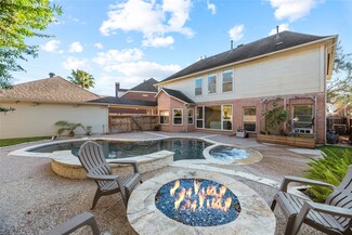 19310 Whispering Breeze Ln, Houston, TX 77094