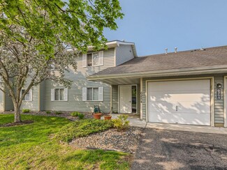 6254 Magda Dr Unit D, Maple Grove, MN 55369