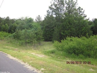 98 Cliff Rd, Russellville, AR 72802
