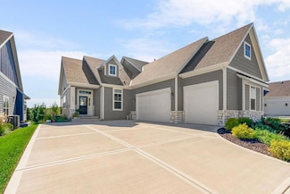 13401 W 174th Place, Overland Park, KS 66062