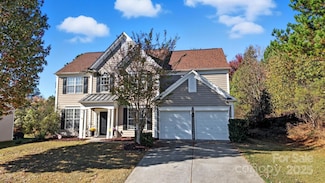 8300 White Horse Dr, Waxhaw, NC 28173